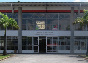 Escola Municipal de Artes César Antonio Salvi em Osasco